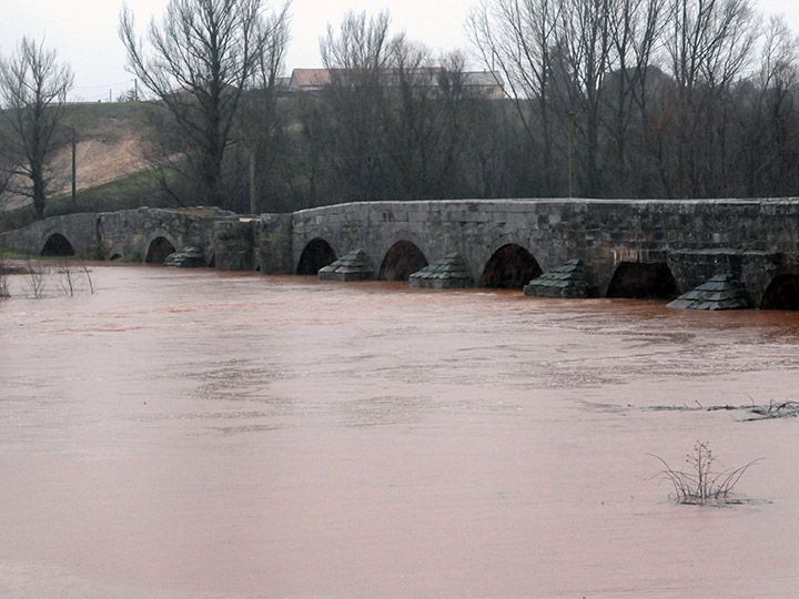 La Confederación Hidrográfica avisa de posibles avenidas en el Arlanza