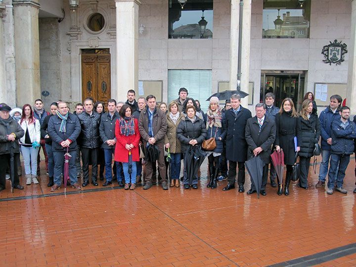 La sociedad burgalesa se solidariza con la familia de la pequeña Alicia