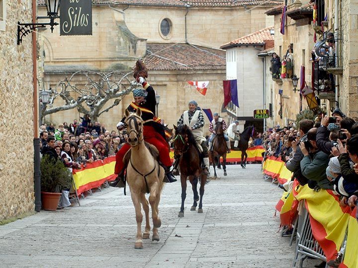 Silos revive su burla al asedio musulmán