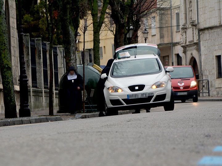 El PP no ve “descabellada” la regulación horaria del taxi del PSOE