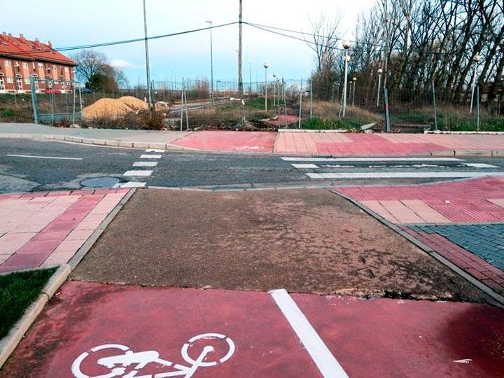 Burgos Con Bici denuncia hasta 115 deficiencias del carril bici y la Vía Verde