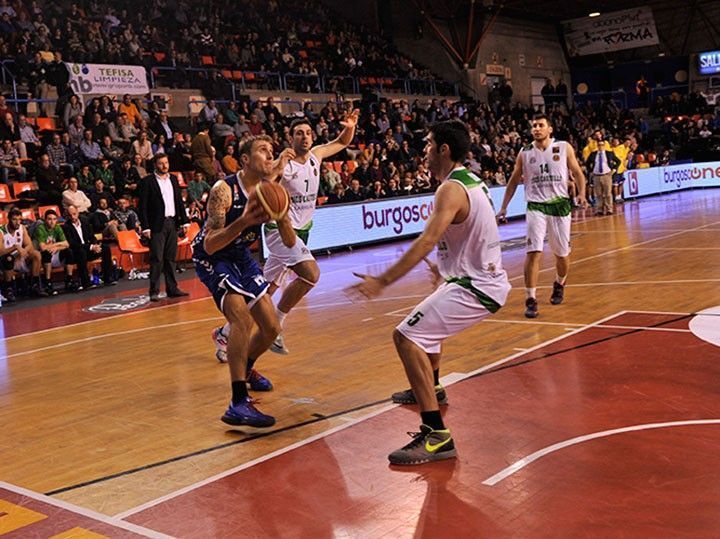 San Pablo necesita frenar a la revelación del campeonato, Amics Castelló