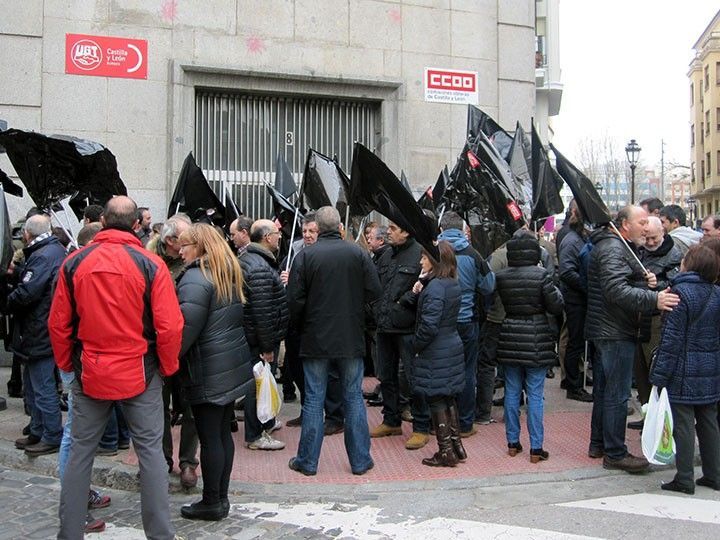 Concentración para denunciar la falta “galopante” de seguridad laboral