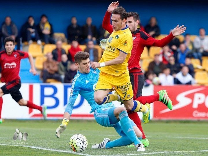 1-0. El Mirandés se estrella en Santo Domingo