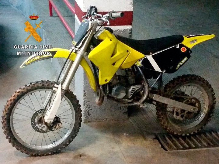 Detenido un menor de 15 años por robar una motocicleta y ocultarla