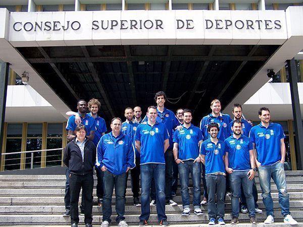 Expertos debaten en la UI1 sobre el futuro del baloncesto