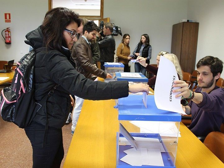 Una jornada para decidir el camino a tomar en la Universidad de Burgos