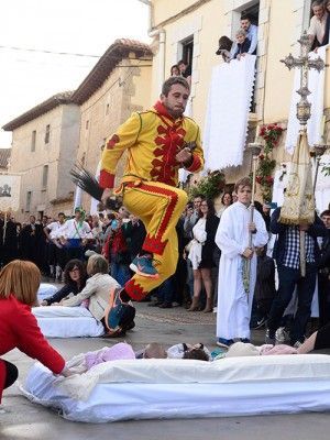 Expectación de medios internacionales para presenciar la vistosidad de la fiesta. BC