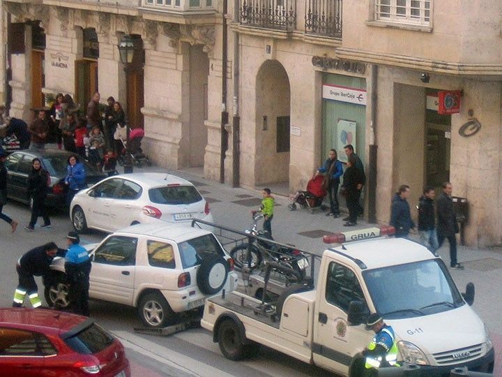 Una web informará a los burgaleses si han sido víctimas de la grúa