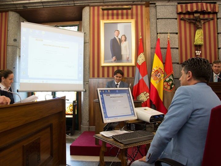 Sorteada la composición de las 215 mesas electorales de Burgos para el 26-J