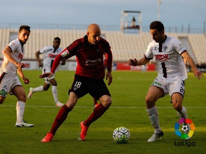 1-0. El Mirandés sigue creyendo en sus opciones