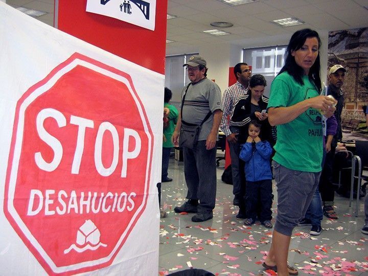 La PAH señala a PP, PSOE y Ciudadanos como “los partidos de los desahucios”