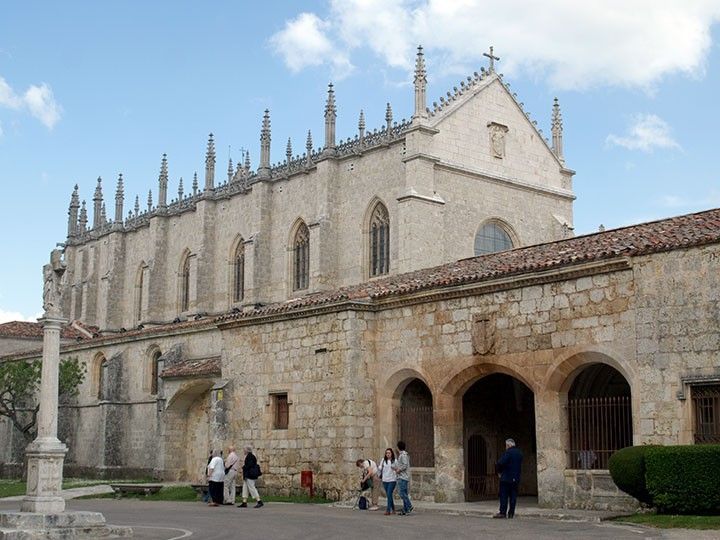 Cartuja de Miraflores, una joya patrimonial e histórica en alza