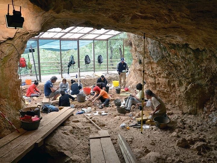 Estudian la Cova de Les Teixoneres como refugio de los últimos neandertales