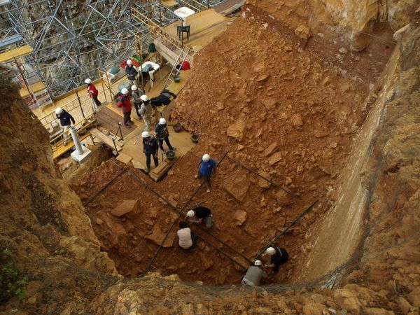 Gil de Siloé acoge un nuevo ciclo de conferencias del proyecto Atapuerca