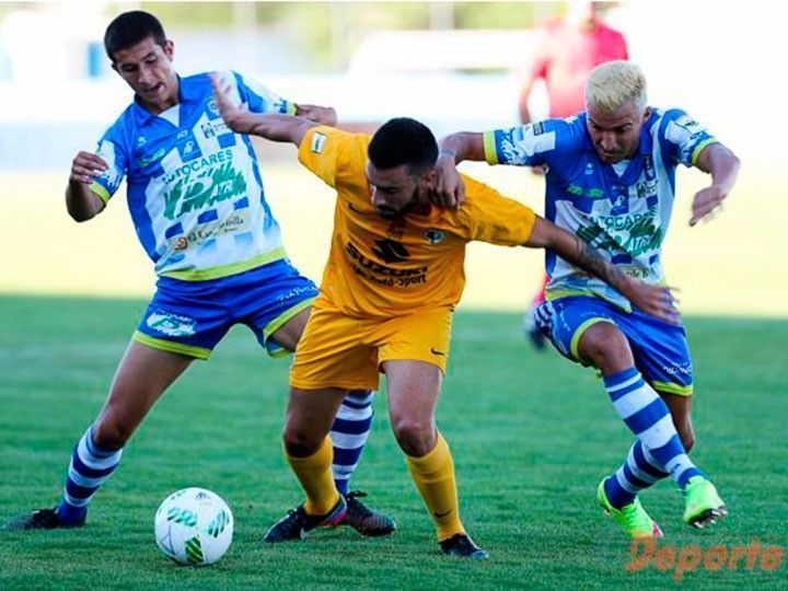 2-1. La Arandina lleva a su terreno a un Burgos errático