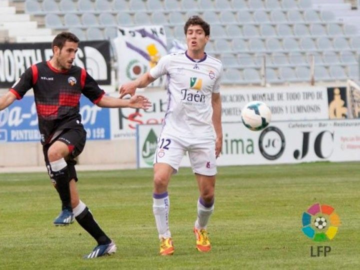 Álvaro Montero apuntala la delantera del Burgos CF