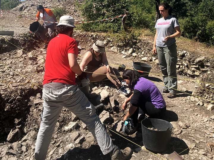 Las excavaciones en Treviño permiten recuperar 10.000 fragmentos de sílex