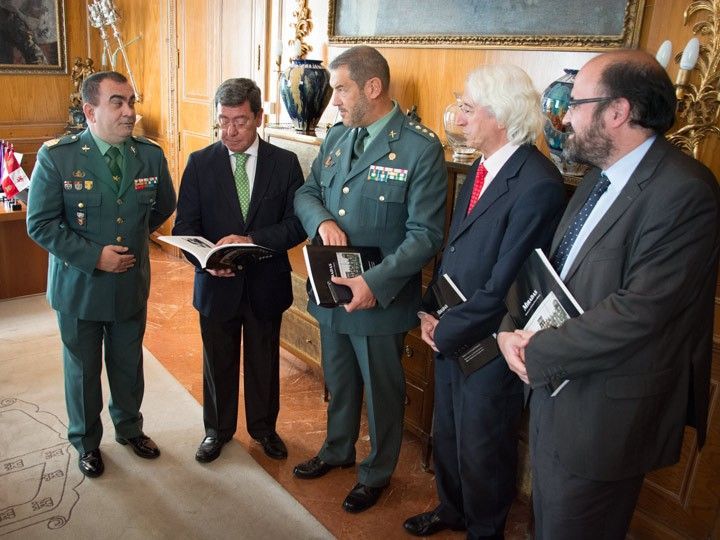 La Guardia Civil repasa su historia en Burgos con una nueva publicación