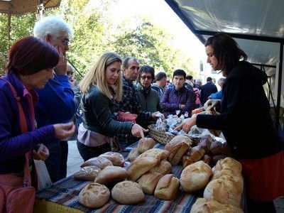 En Villasur hacen panes y dulces artesanos y ecológicos. PCR