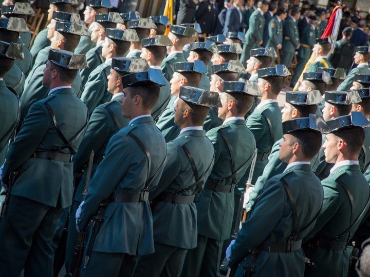 Peña pregunta por los impagos de horas extras y nocturnas a guardias civiles