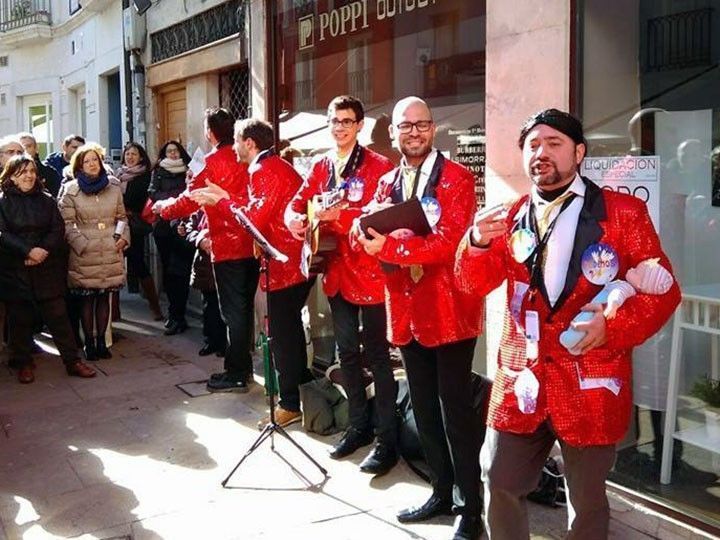 Gaditanos y burgaleses, el tándem que llevará a la chirigota al Carnaval de Cádiz