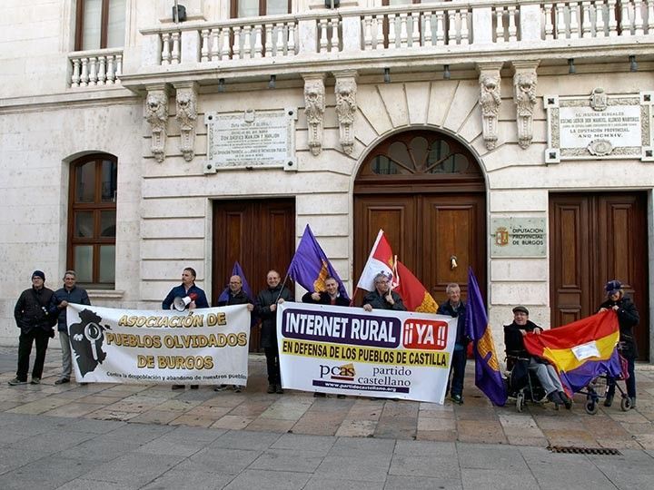 Exigen cobertura de internet y móvil para frenar la despoblación en la provincia