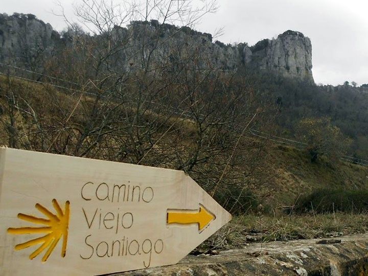 El proyecto Camino Olvidado apuesta por homogeneizar la señalización de la ruta jacobea de montaña