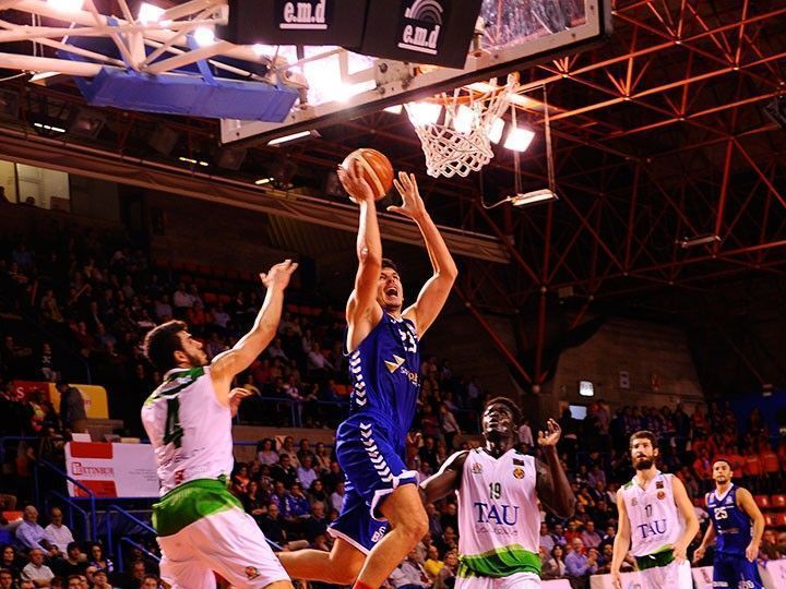 Cáceres, rival incómodo para despedir el año en El Plantío