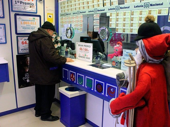 Las ilusiones disparan la venta de Lotería de Navidad