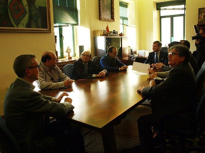 Los hosteleros defienden unos Sampedros con dos fines de semana festivos