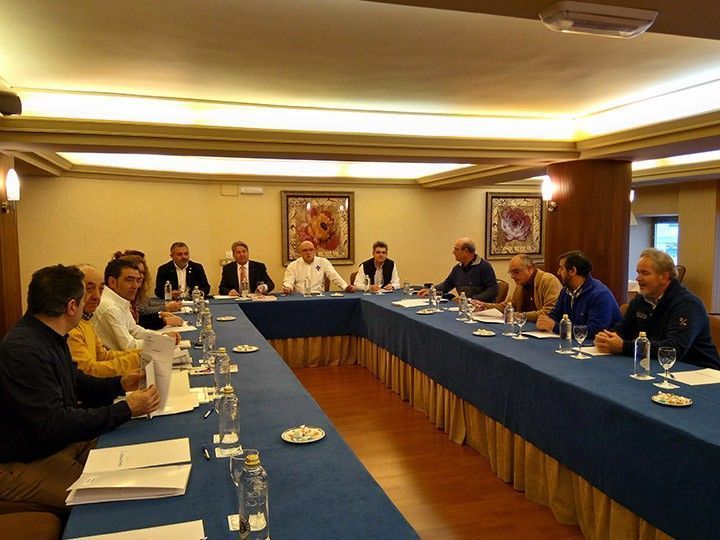 La Hermandad de Donantes de Sangre dirige su visor hacia los jóvenes