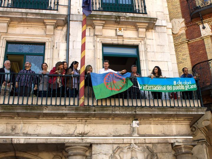Los gitanos piden a la Administración que combata el chabolismo y el fracaso escolar