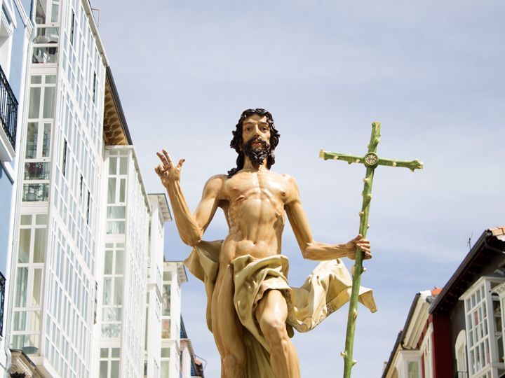 La resurrección que trajo la alegría de los fieles en el Domingo de Pascua