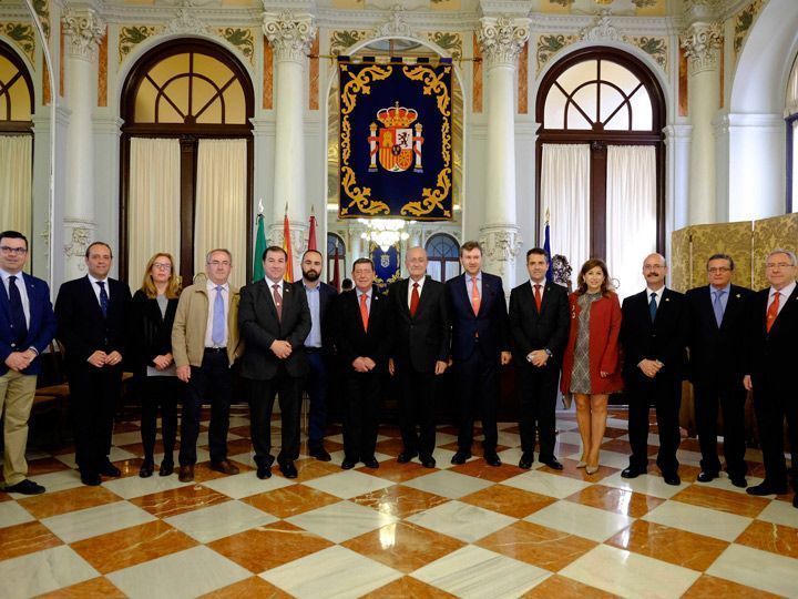 Burgos cierra nuevas vías de colaboración con Málaga con motivo de la Semana Santa