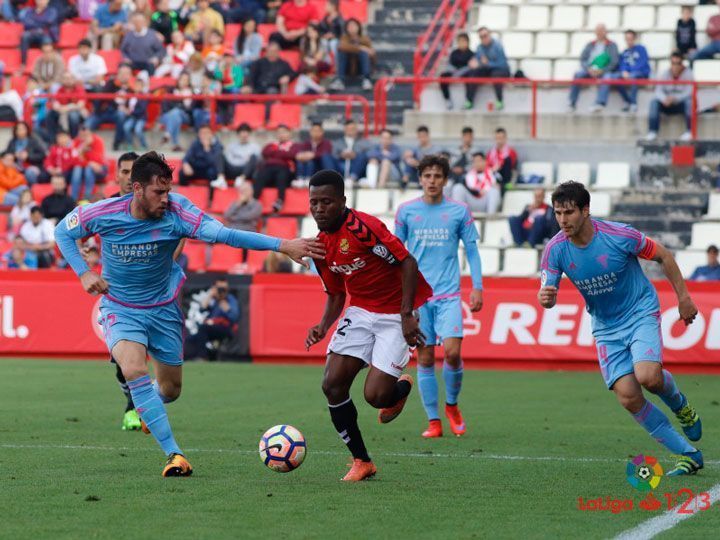 4-1. El Mirandés pierde el penúltimo tren en Tarragona
