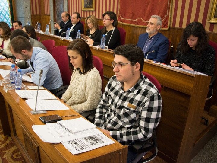 Imagina decide el lunes el sustituto de Javier Gil en el Ayuntamiento