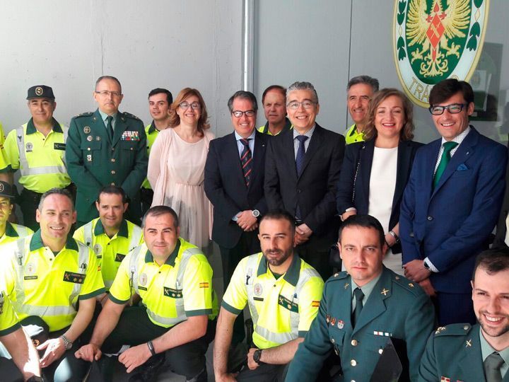 El director general de Tráfico visita las instalaciones de Burgos y Aranda de Duero
