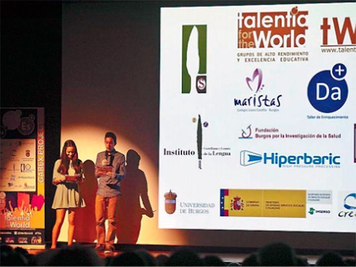 Los alumnos de Talentia for the World exponen sus proyectos de investigación