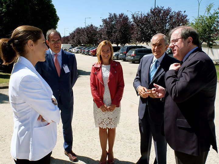 Herrera destaca la fuerza industrial de Castilla y León en una visita a Nicolás Correa