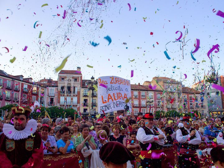 El PSOE condena a su desaparición a un modelo de fiestas mayores “agotado”