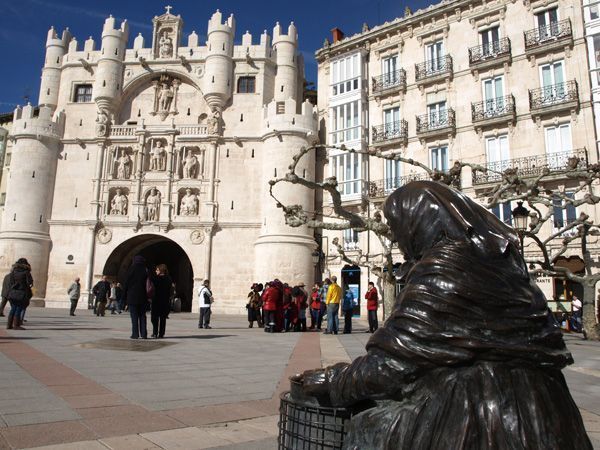 Imagina insiste en ubicar el Centro Cidiano en el Arco de Santa María