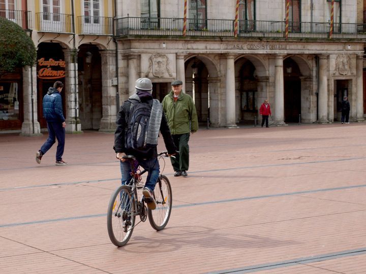 Burgos con Bici, escéptico con la aprobación de la ordenanza de movilidad