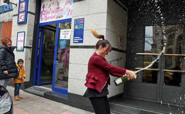 Burgos se abona al quinto premio con el 07568 y el 02308