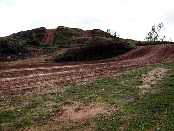 El Ayuntamiento restringe el uso del circuito de motocross de San Isidro