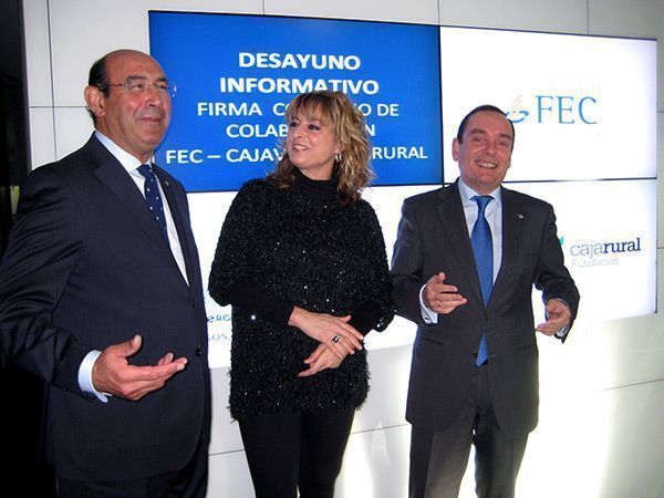 La FEC y Cajaviva preparan la transformación del comerciante a empresario