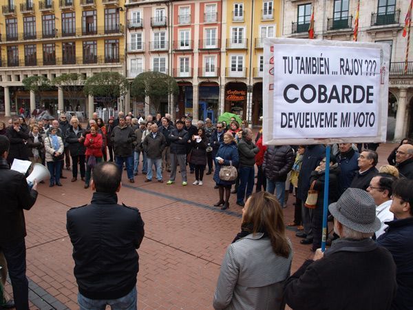 ‘Libres e Iguales’ rechaza “el simulacro de democracia” del 9-N