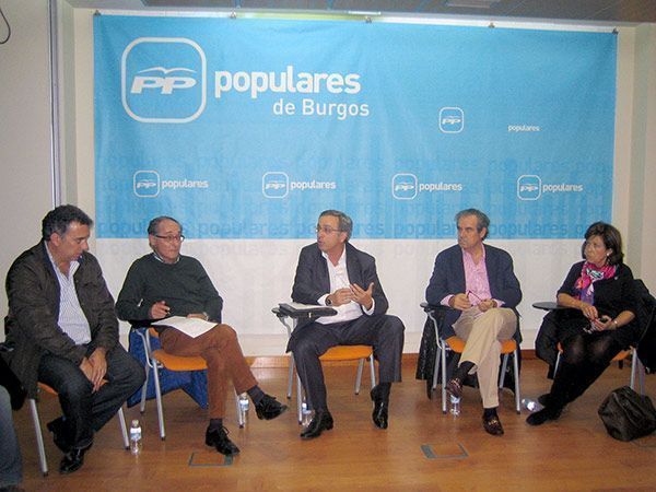 La sanidad inicia los contactos electorales del PP