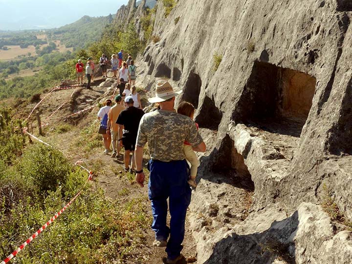 Las “cuevas” de Valdivielso fueron cabañas en un eremitorio altomedieval