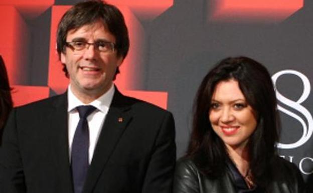 La mujer y las hijas de Puigdemont, ¿emigran a Rumanía?